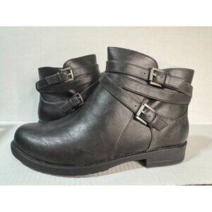 NWB Yuu Calissa Ladies Black Ankle Boots, 9W